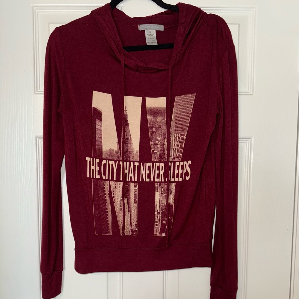 Women’s Lightweight Long-Sleeve Hooded T-Shirt